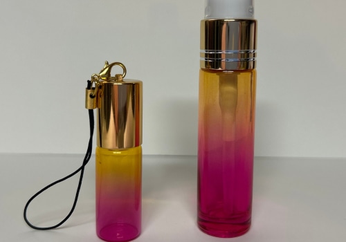 Spray Bottles vs. Rollerballs for Fragrance Activation: Enhancing Scent Delivery